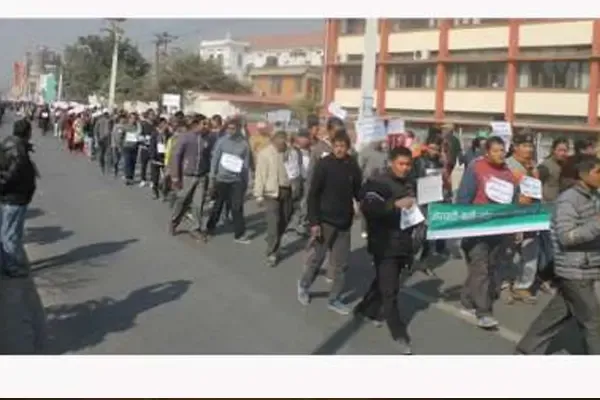 Mass Rally by Road Extension Affected Struggle Committee
