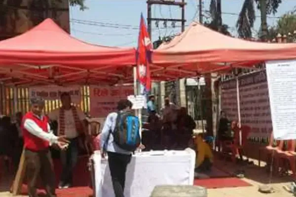 Second Day of Relay Strike against Unjust Road Expansion